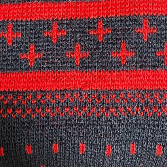 Lido Blue and Red Patterned Wool Sweater - Picture 9 of 9